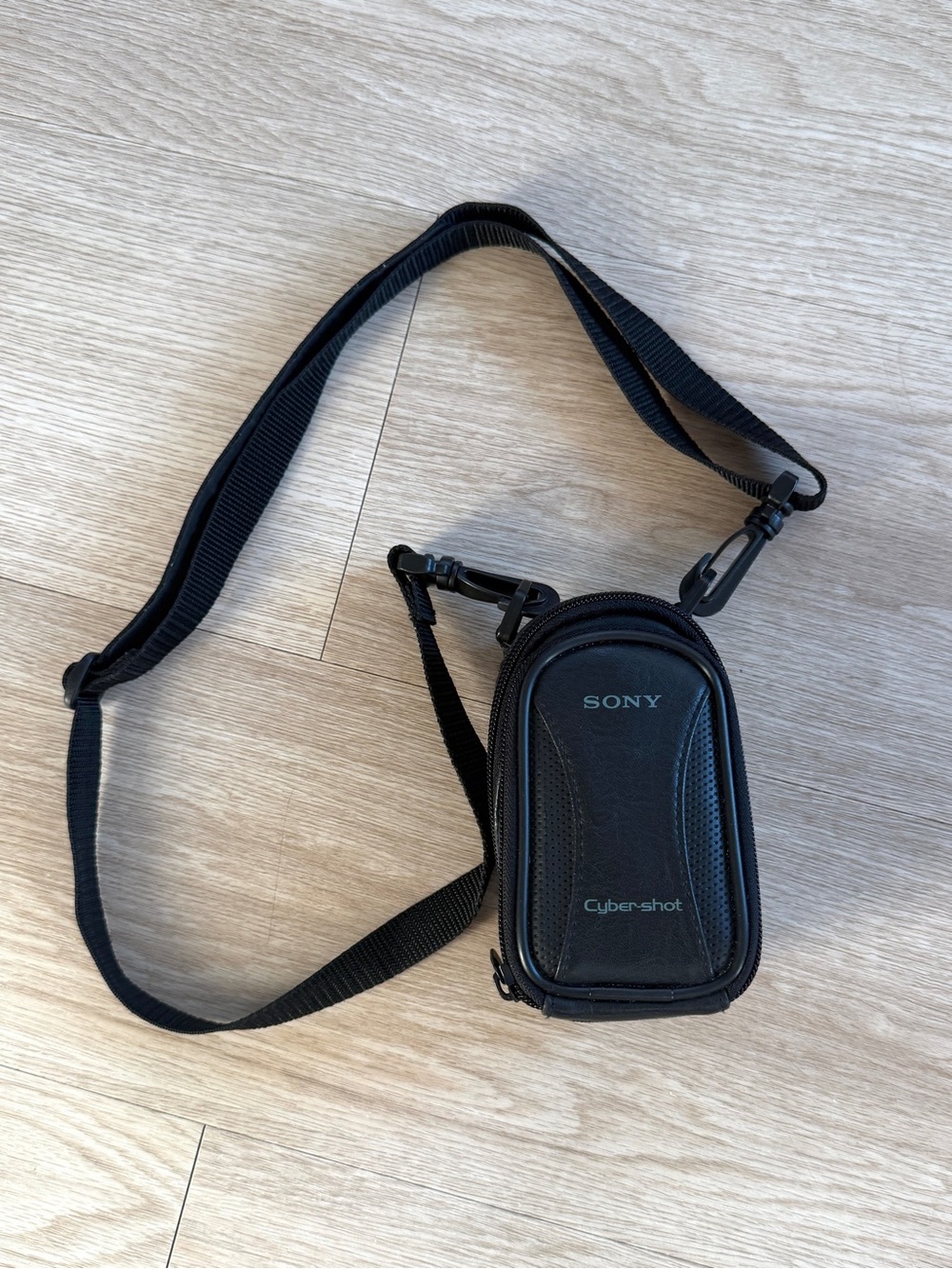 Sony Black Cyber-shot Compact Camera Case bag with adj. Shoulder Strap only